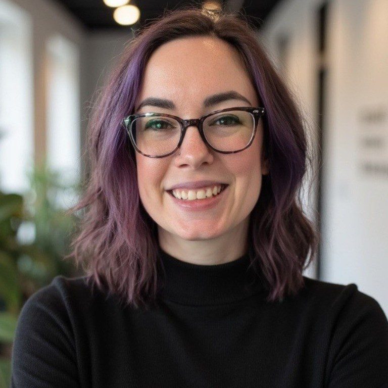 Photo of Rachel Barker